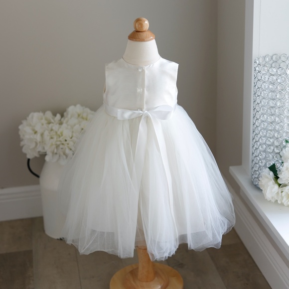 Ivory Flower Girl Dress Silk Blend Tulle Satin Ribbon Sash NWT LOVELY! - Picture 4 of 7